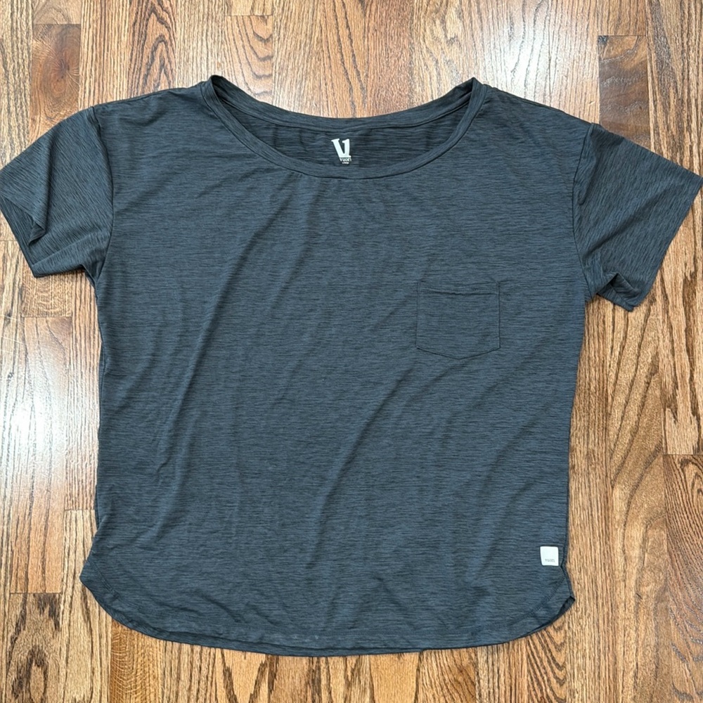 Vuori short sleeve shirt